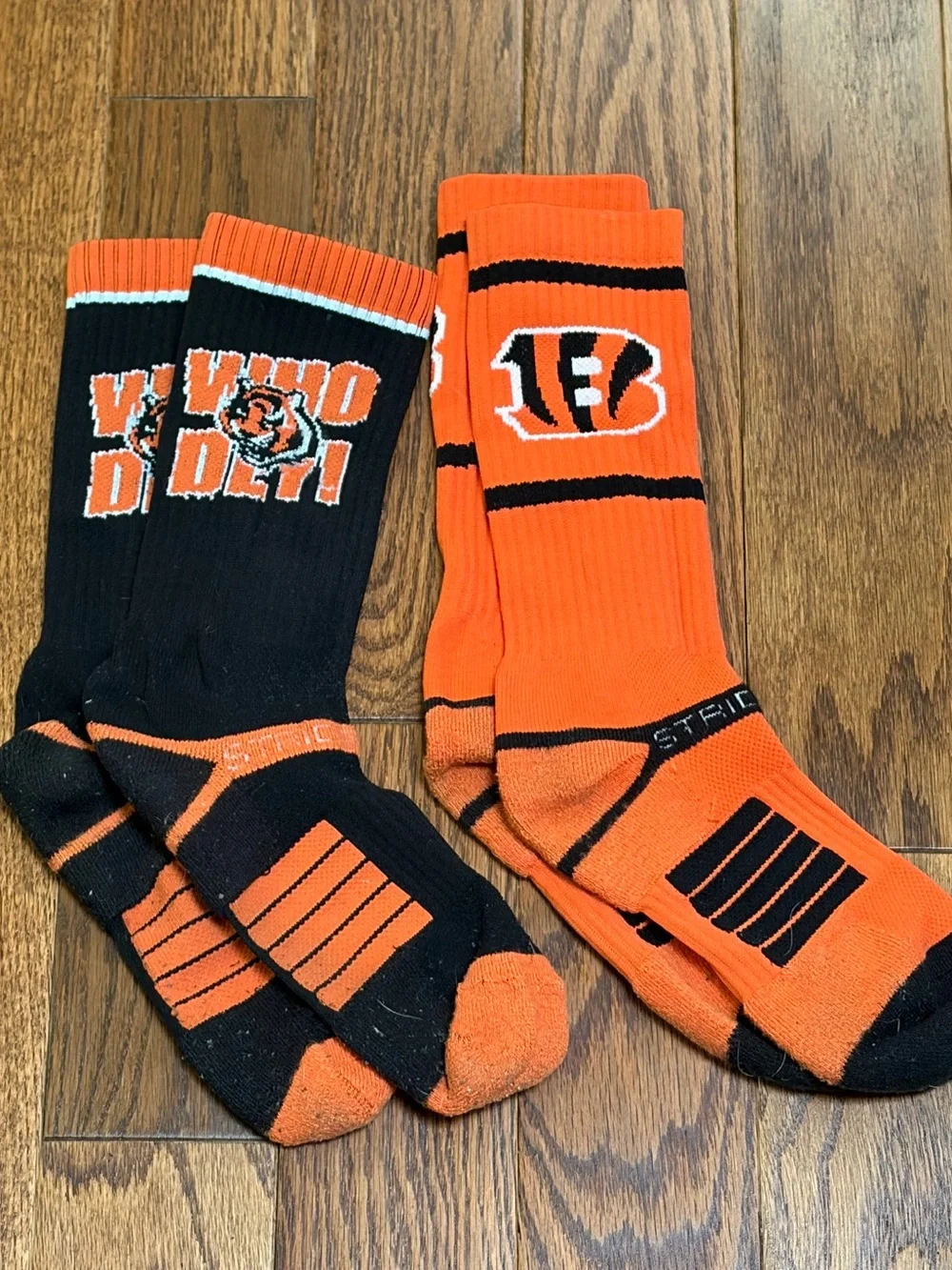 Cincinnati Bengals Orange & Black Crew Socks - Team Logo 2 Pairs